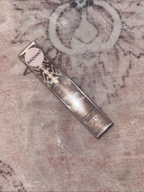 Tarte radiant shape tape concealer in 35h medium honey